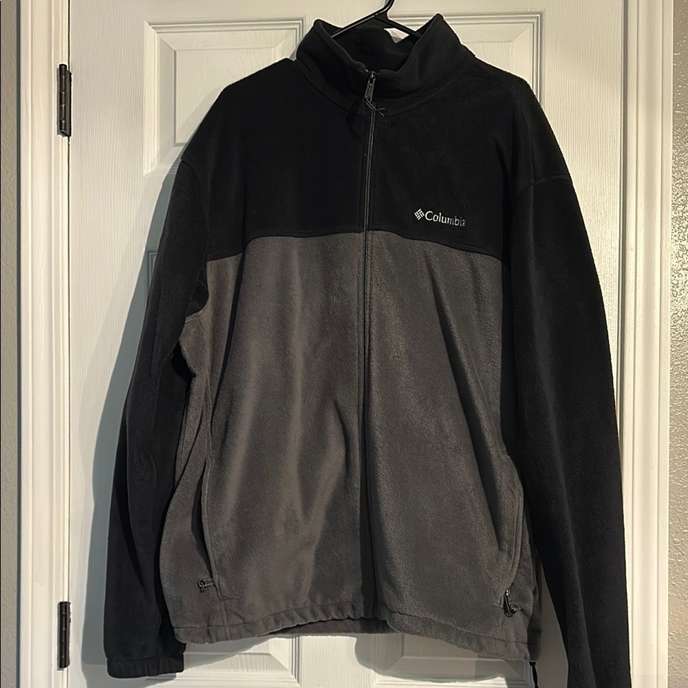 Columbia Black and Gray Fleece Jacket